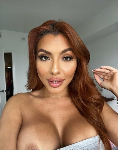 Kimm Kelly ポルノモデル アーカイブ