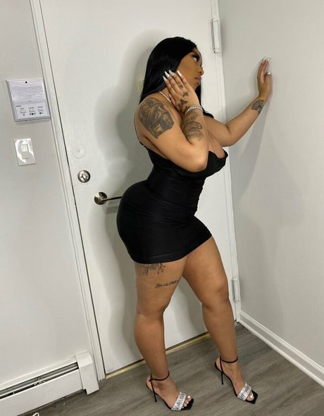 kinkykior アダルトモデル 写真