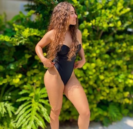 Sassi Z トップモデル アーカイブ