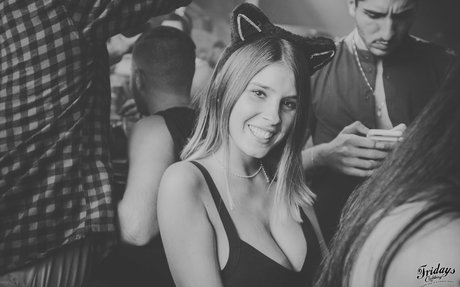 Inbar Finsteen ヌードスター アーカイブ