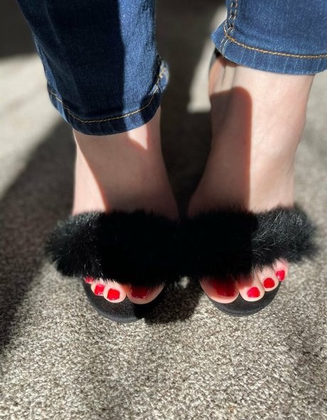 elliemaesfeet ポルノスター セックス 写真