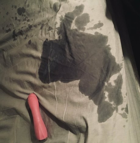 チンコを持つ女たち OnlyFans エロチック 画像