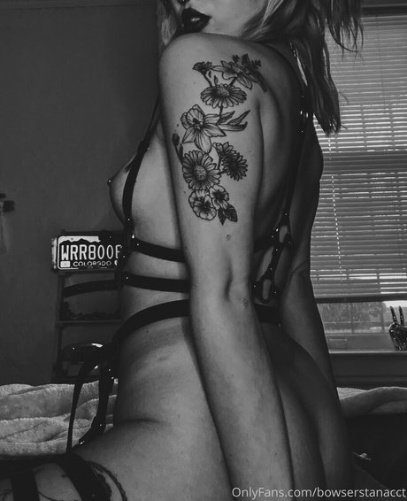 アジア人トゥインクOnlyFans 無料 画像