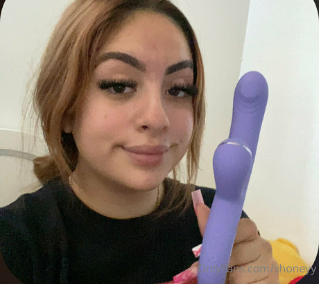 Shoneyy 独占女優 画像