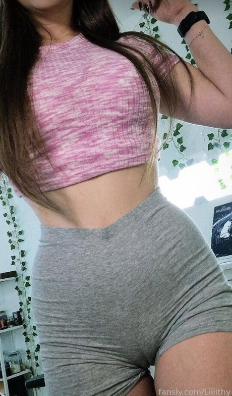 Lillithy 独占女優 画像