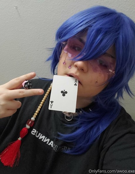 awoo exe エロティックなポルノスター 写真