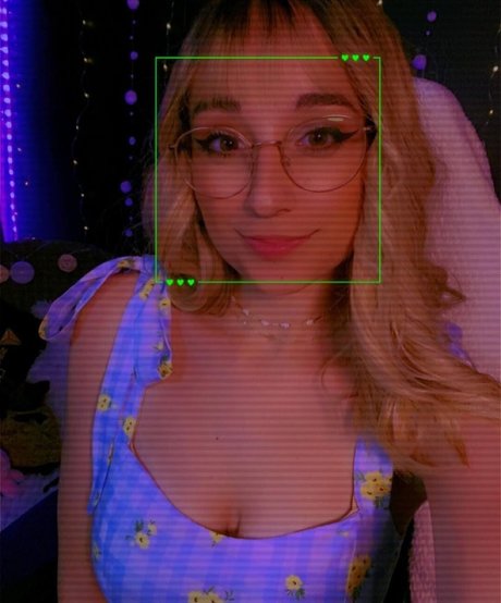 姉妹OnlyFans ホットヌード 画像