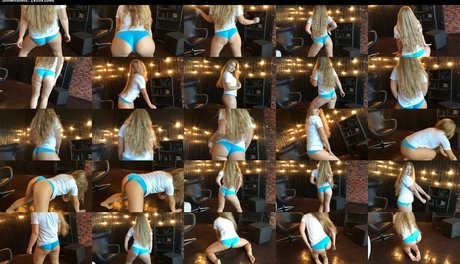 小柄なブロンドの熟女OnlyFans ホットxxx 画像