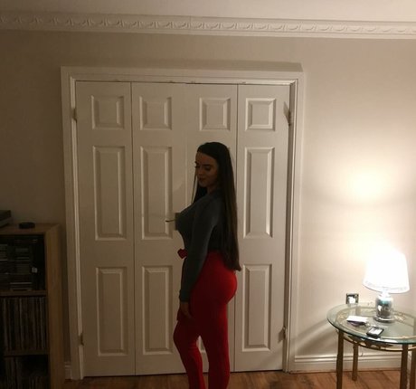 Kirsty Brittain スター ヌード 画像