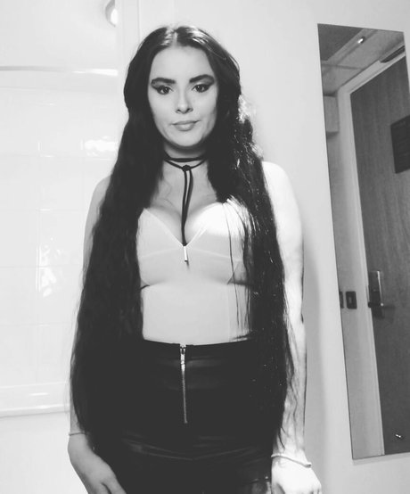 Kirsty Brittain ポルノスター アダルト 写真