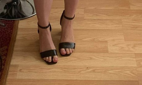 oksi top ホットなモデル 画像