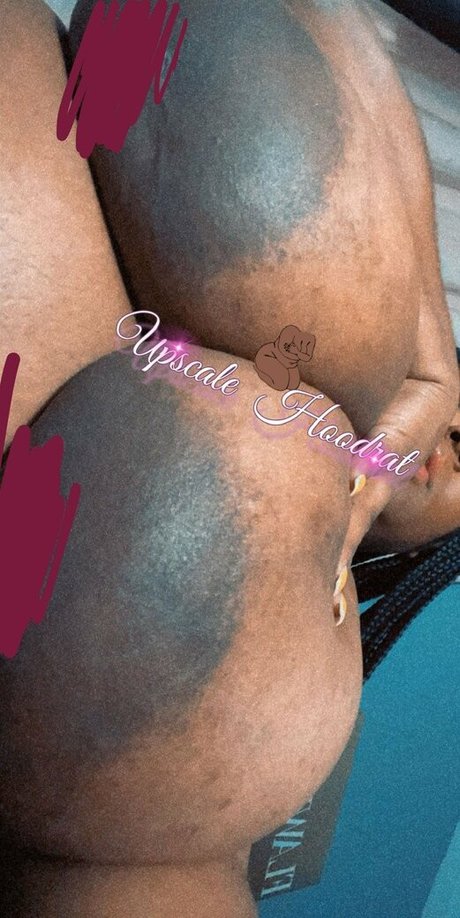 upscalehoodrat2 エロティックなモデル 画像