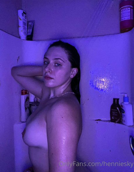 金髪ストリップOnlyFans 限定 画像