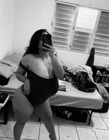 miladie 美しいモデル 写真