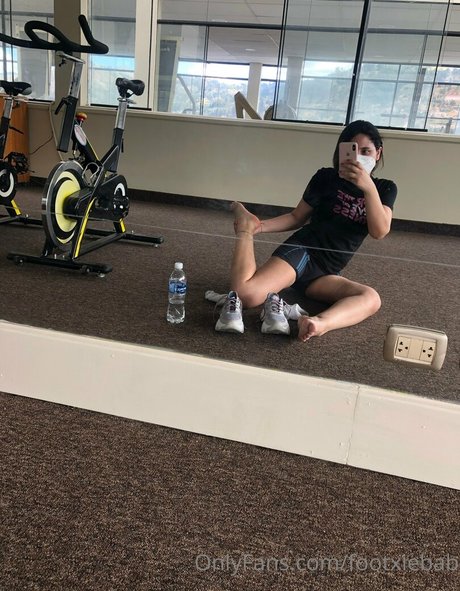 アジアの女性支配OnlyFans セクシーヌード 写真