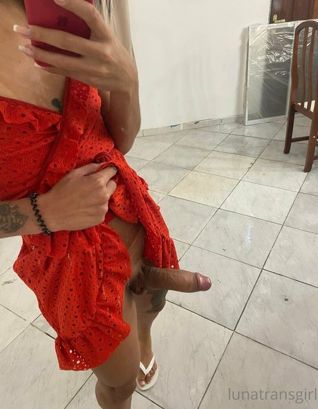 lunatransgirl 美しいポルノスター 写真