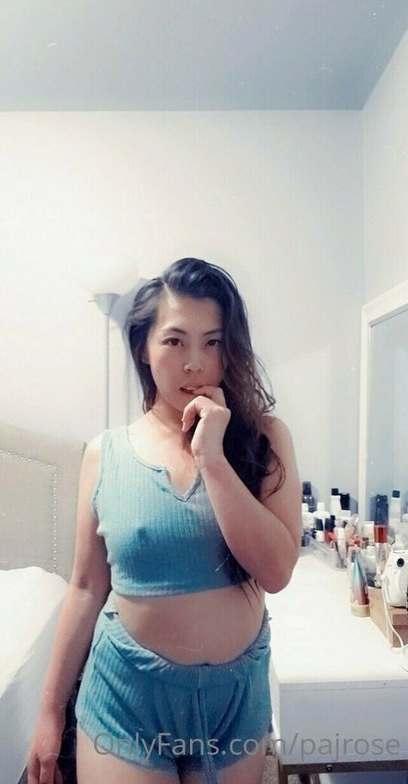 pajrose 高品質のポルノスター 写真