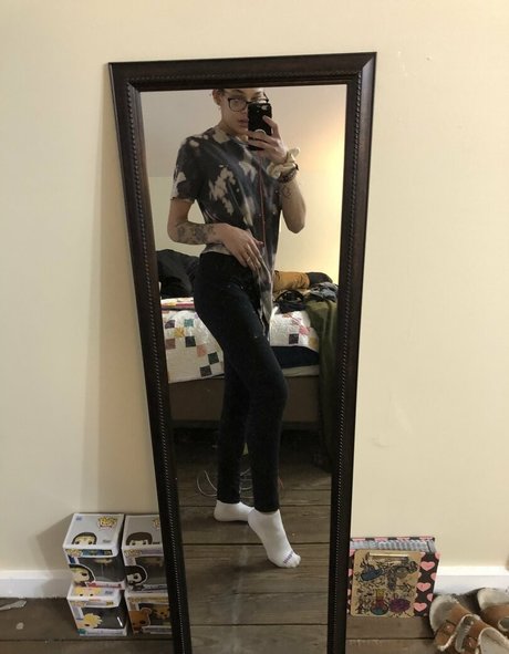 興奮した熟女OnlyFans トップ 画像