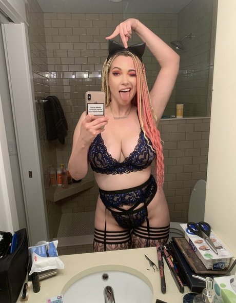 Undressjess 最高のスター ギャラリー