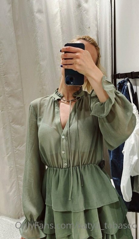 巨乳のマンコOnlyFans 無料ポルノ 画像