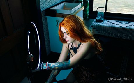 若いティーンのOnlyFans セックス 写真