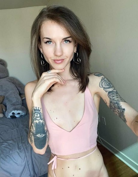 pnwsage ポルノスター ホット 写真