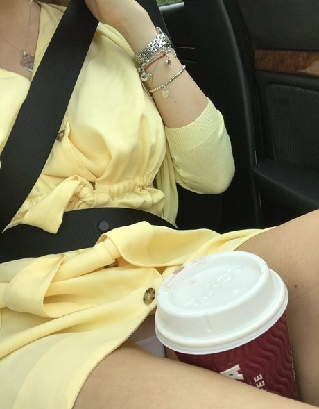 リップスオンリーファンズ 裸 写真