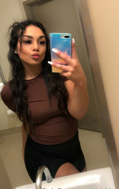 若い熟女OnlyFans アートポルノ 写真