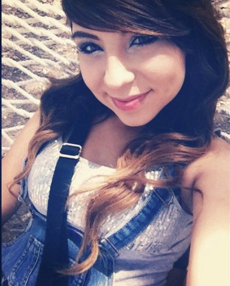 大きな黒い猫OnlyFans ベスト 写真