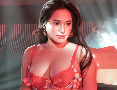 Mycah Sasaki セクシーなポルノスター 写真