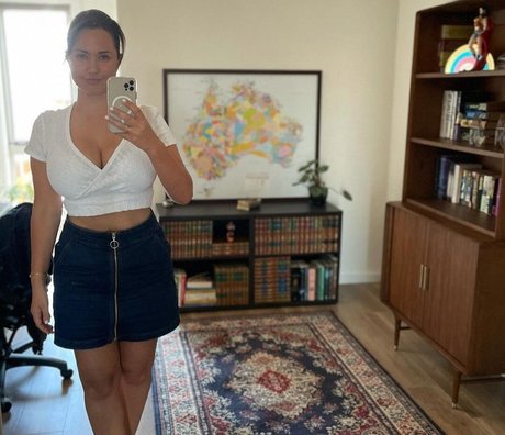 Rae Johnston 独占女優 写真