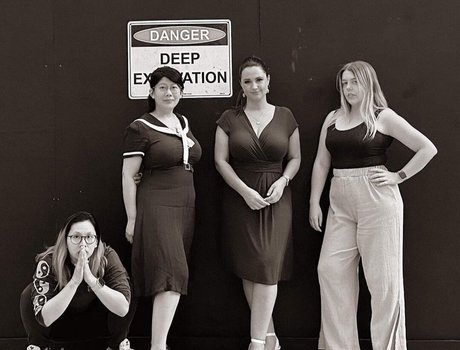 Rae Johnston 高品質モデル ギャラリー