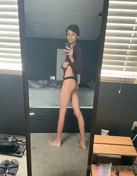 femboyangiesfeet トップスター 写真