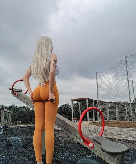 miss a n a s t a s i a ホットなモデル 画像