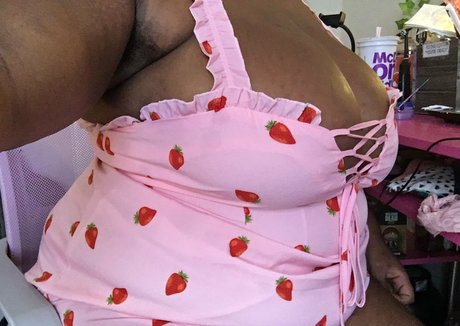 lilithlondon ヌードスター 画像