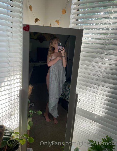 gingeralemom セックスポルノスター 写真