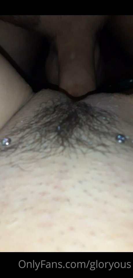 ランジェリーベイビーOnlyFans アートヌード 画像