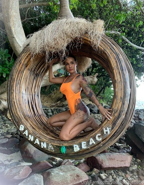 yourbadassbabe セクシーなポルノスター 写真