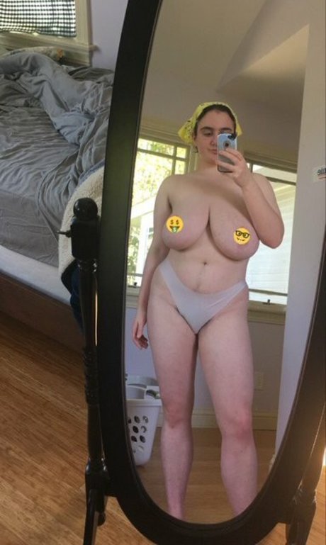 小柄なBBC OnlyFans 無料セックス 写真