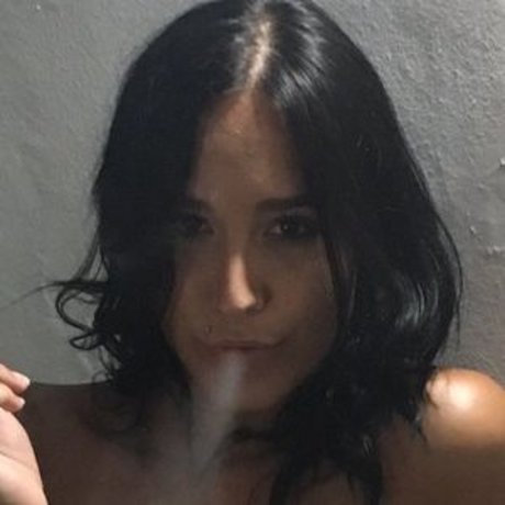 becalansky ホット女優 ギャラリー