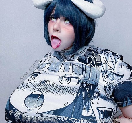 Ivy crimson01 アダルト女優 写真