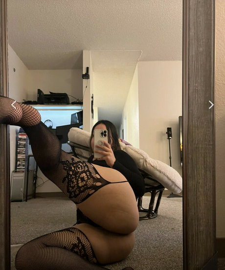 Carol Diana Robles エロティックなスター 画像