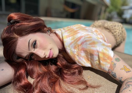 曲線美のアマチュアOnlyFans HD ギャラリー