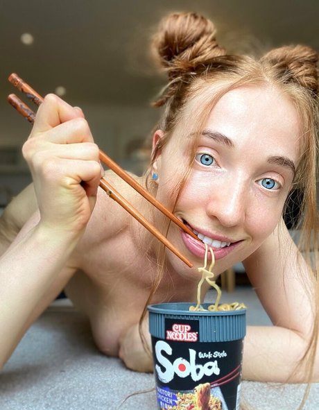 セクシーなブロンドのOnlyFans 美しいポルノ ギャラリー