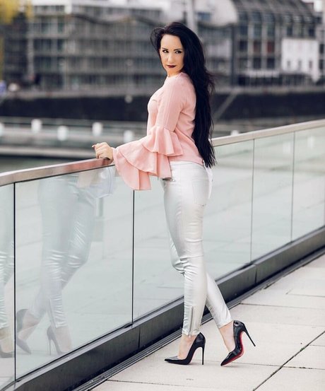 Miss Vanessa Pur ポルノスター 美しい 写真