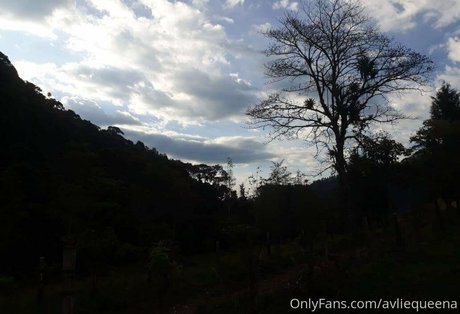 熟女 BBC OnlyFans ホットセクシー 画像