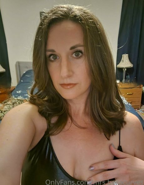 Mrs Bella Curves 最高のスター 画像