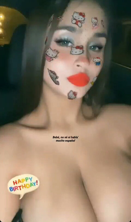 Melu Denise XXXモデル 写真