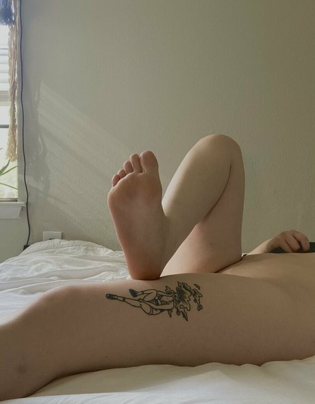 デカ尻ジーンズ OnlyFans ポルノ 画像