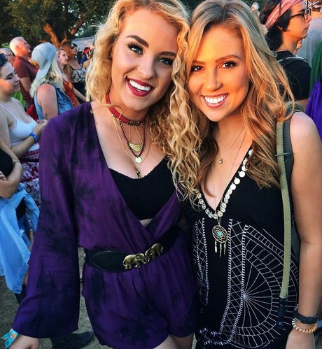 フィンドムオンリーファンズ 限定 ギャラリー